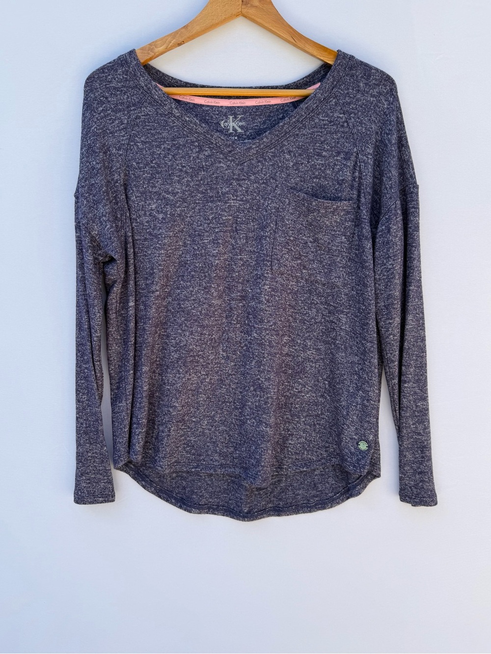 Calvin Klein Blue Heather V-Neck Long Sleeve Pocket Tee Hi-Low Small NWOT